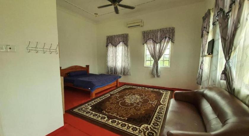 Oyo 90404 Hotel Z Dirgahayu 313 Pasir Mas Eksteriør billede